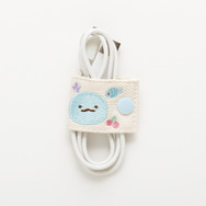 「とかげ　コードホルダー」使用例（C）2025 SAN-X CO., LTD. ALL RIGHTS RESERVED.