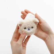 「コリラックマ　ぬいぐるみミニポーチ」使用例（C）2025 SAN-X CO., LTD. ALL RIGHTS RESERVED.