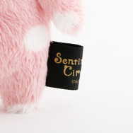 センチメンタルサーカス新テーマ 永遠の魔法と願いのグリモワール「ぶらさげぬいぐるみ　シャッポ」（C）2025 SAN-X CO., LTD. ALL RIGHTS RESERVED.