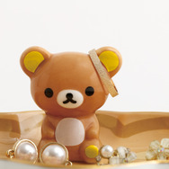 リラックマ×ミスタードーナツ「アクセサリートレイ」使用例（C）MISDO 25（C）SAN-X