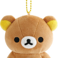 「もーちもちぶらさげぬいぐるみ　リラックマ」（C）2025 SAN-X CO., LTD. ALL RIGHTS RESERVED.