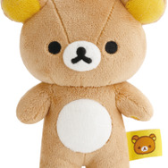 「立てるリラックマ　ミニぬいぐるみ」（C）2025 SAN-X CO., LTD. ALL RIGHTS RESERVED.