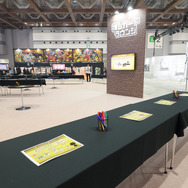 推しカードラウンジ-“FAV” Card Lounge