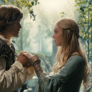 『マレフィセント』