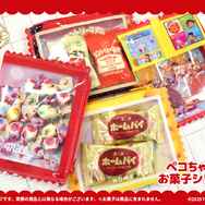 フクヤキャラ福くじ「ペコちゃんのお菓子シリーズ」C賞：ポーチ（C）2025 FUJIYA CO., LTD.