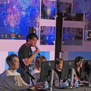 「NGS ヘッドライン WAVE」の様子