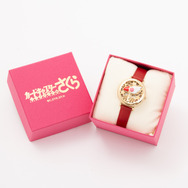 TVアニメ『カードキャプターさくら クリアカード編』「封印の鍵 モデル 蓋付き腕時計」（C）CLAMP・ST/講談社・NEP・NHK