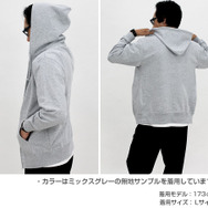 ジップパーカー着用イメージ