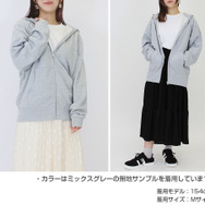 ジップパーカー着用イメージ