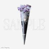 「最後のシ者 渚カヲル展」渚カヲルからの一輪ブーケ（C）カラー （C）カラー／Project Eva.