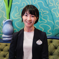 ミセスとコラボのベイマックスやきらびやかなパレードにキャッスルショーまで！“夜プラン”で満喫する東京ディズニーランド