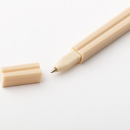 「すみっコすし わりばしみたいなボールペン」（C）2025 SAN-X CO., LTD. ALL RIGHTS RESERVED.