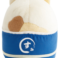 「すみっコすし おすしぬいぐるみ ねこ」（C）2025 SAN-X CO., LTD. ALL RIGHTS RESERVED.