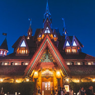 終演する「ビッグバンドビート」のイベントも開催中！暑さやわらぐレイトサマーの東京ディズニーシーを満喫