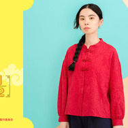 世界観を感じられるコットンチャイナブラウス