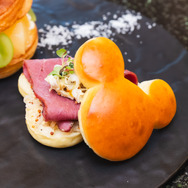 パストラミとザワークラウトのミッキーサンドウィッチ