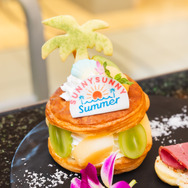 ピーチとシャインマスカットのデニッシュサンドウィッチ