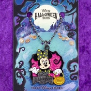 ハイピリオン・ラウンジ “ディズニー・ハロウィーン”プレミアムスウィーツセット オリジナルチャーム