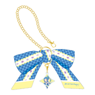 「キミとアイドルプリキュア♪展」オリジナルグッズ：オリジナルグッズ：リボンチャーム〈キュアウインク〉（C）ABC-A・東映アニメーション