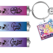 「キミとアイドルプリキュア♪展」オリジナルグッズ：銀テープ風 アクリルキーホルダー（C）ABC-A・東映アニメーション