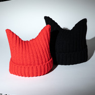 CA4LA チェンソーマンコラボ パワー ニット帽 チェンソーマン」ポチタのチェンソーを“ジッパー”で表現＆パワー