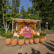 ミゲルも登場！東京ディズニーシー、ディズニー＆ピクサー映画『リメンバー・ミー』の世界がテーマの「ラソス・デ・ラ・ファミリア」初開催！