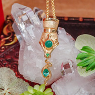 風のマジックグローブネックレス