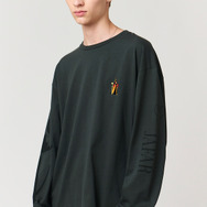 ディズニーヴィランズ×グラニフ「ジャファー｜長袖Tシャツ」着用イメージ（C）Disney