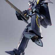 「マクロス7」ガムリン木崎が駆る「ステルスバルキリー」をDX超合金で立体化！ステルス性重視の機体形状、ファイター形態での薄さを再現