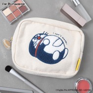 「I'm Doraemon」WEB限定アイテム「サガラ刺繍ボックスポーチ」（C）Fujiko-Pro APPROVAL No.L661981