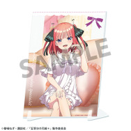 TVスペシャルアニメ『五等分の花嫁＊』描き下ろしビジュアルアクリルプレート 中野二乃 ナイトウェアver.（C）春場ねぎ・講談社／「五等分の花嫁＊」製作委員会