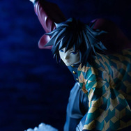 「鬼滅の刃」より胡蝶しのぶ、冨岡義勇フィギュアが再登場！それぞれ日輪刀を構える姿がエフェクトと共に立体化