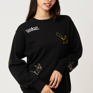 ポケットモンスター×グラニフ「ピカチュウ＆ミミッキュ｜裏毛スウェット」着用イメージ（C）Nintendo・Creatures・GAME FREAK・TV Tokyo・ShoPro・JR Kikaku （C）Pokemon