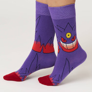 ポケットモンスター×グラニフ「メガゲンガー｜ロングソックス」着用イメージ（C）Nintendo・Creatures・GAME FREAK・TV Tokyo・ShoPro・JR Kikaku （C）Pokemon