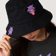 ポケットモンスター×グラニフ「ゲンガー パニック｜バケットハット」着用イメージ（C）Nintendo・Creatures・GAME FREAK・TV Tokyo・ShoPro・JR Kikaku （C）Pokemon