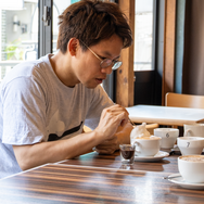 やりたい放題ドット絵ARPG『ガデテル』VS極悪編集部の仁義なきコラボバトル、勃発。“ぶっちゃけどこまでやれんのか”検証に、ライター&日本運営担当が全力でチャレンジ