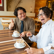 やりたい放題ドット絵ARPG『ガデテル』VS極悪編集部の仁義なきコラボバトル、勃発。“ぶっちゃけどこまでやれんのか”検証に、ライター&日本運営担当が全力でチャレンジ