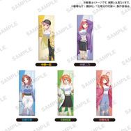 「TVスペシャルアニメ『五等分の花嫁＊』×GiGO キャンペーン 2025」ロングクッション ストリートパーカー ver.（C）春場ねぎ・講談社／「五等分の花嫁＊」製作委員会