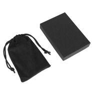 TVアニメ『夏目友人帳』ニャンコ先生 レザーカードケース　保管用の巾着（C）緑川ゆき・白泉社／「夏目友人帳」製作委員会