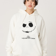 『ナイトメアー・ビフォア・クリスマス』×グラニフ「ジャック フェイス｜エンボス裏毛パーカー」（C）Disney