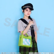 TVアニメ『ブルーロック』SuperGroupiesコラボ「潔世一 モデル　ショルダーバッグ」使用イメージ（C）金城宗幸・ノ村優介・講談社／「ブルーロック」製作委員会