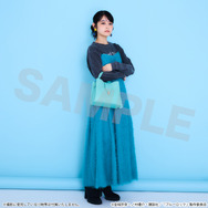 TVアニメ『ブルーロック』SuperGroupiesコラボ「糸師 凛 モデル ショルダーバッグ」使用イメージ（C）金城宗幸・ノ村優介・講談社／「ブルーロック」製作委員会