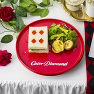 ＜ケイト・ダイヤモンド＞サーモンサンドイッチ