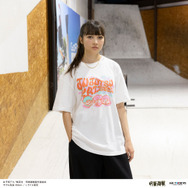AIR TWOKYO『呪術廻戦』グッズコレクション「シーンイラストTシャツ 1（五条悟のシャツ）」（C）芥見下々／集英社・呪術廻戦製作委員会