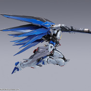 「フリーダムガンダム CONCEPT 2」35,200円（税込）