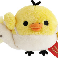 「てのりぬいぐるみ　キイロイトリ うま」（C）2025 SAN-X CO., LTD. ALL RIGHTS RESERVED.