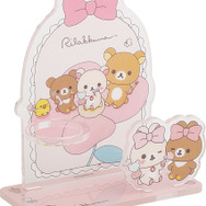 サンエックス「Makeup Rilakkuma アクリルマルチスタンド」（C）2025 SAN-X CO., LTD. ALL RIGHTS RESERVED.