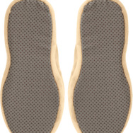 サンエックス「Makeup Rilakkuma ぬいぐるみスリッパ」（C）2025 SAN-X CO., LTD. ALL RIGHTS RESERVED.