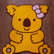 フットマット（マーチくんまたはワルツちゃんのフットマットをご用意しております。写真はワルツちゃん）