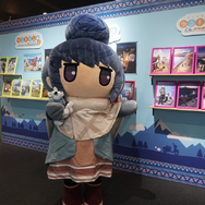 「『ゆるキャン△』10周年記念展 ＼キャンプの思い出 集めちった／」